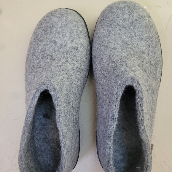Glerups wool slippers, grey with black rubber sole - Picture 3 of 5